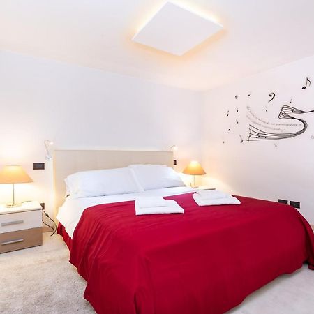 Romeo And Juliet Apartments Верона Екстер'єр фото